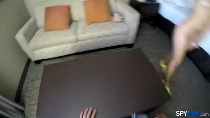 18 летняя нянечка за деньги дала отцу ребенка